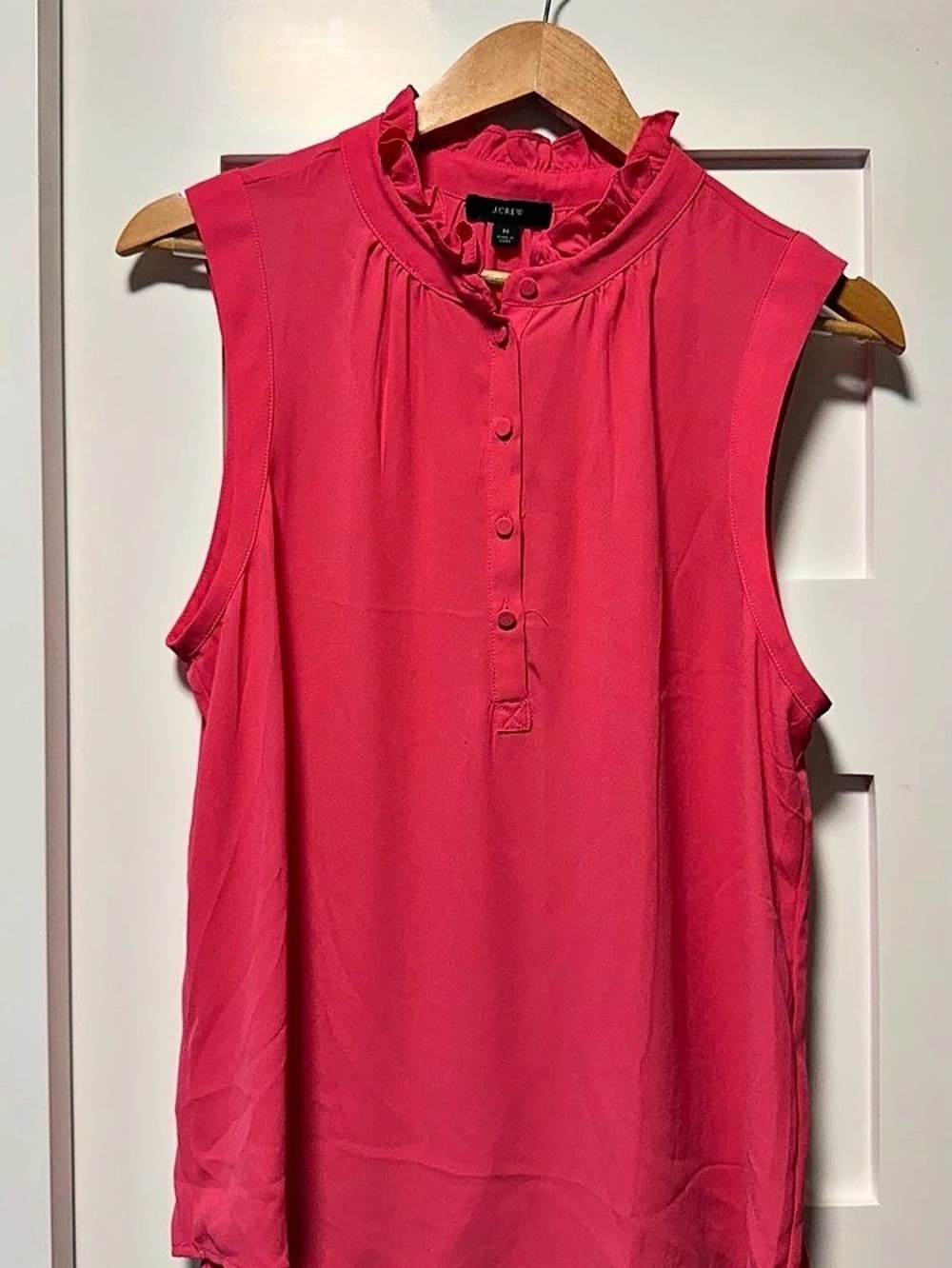 J.Crew Ruffle Neck Sleeveless Blouse in Pink Size Medium Like New